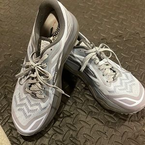 Brooks Calderra 4 size 12